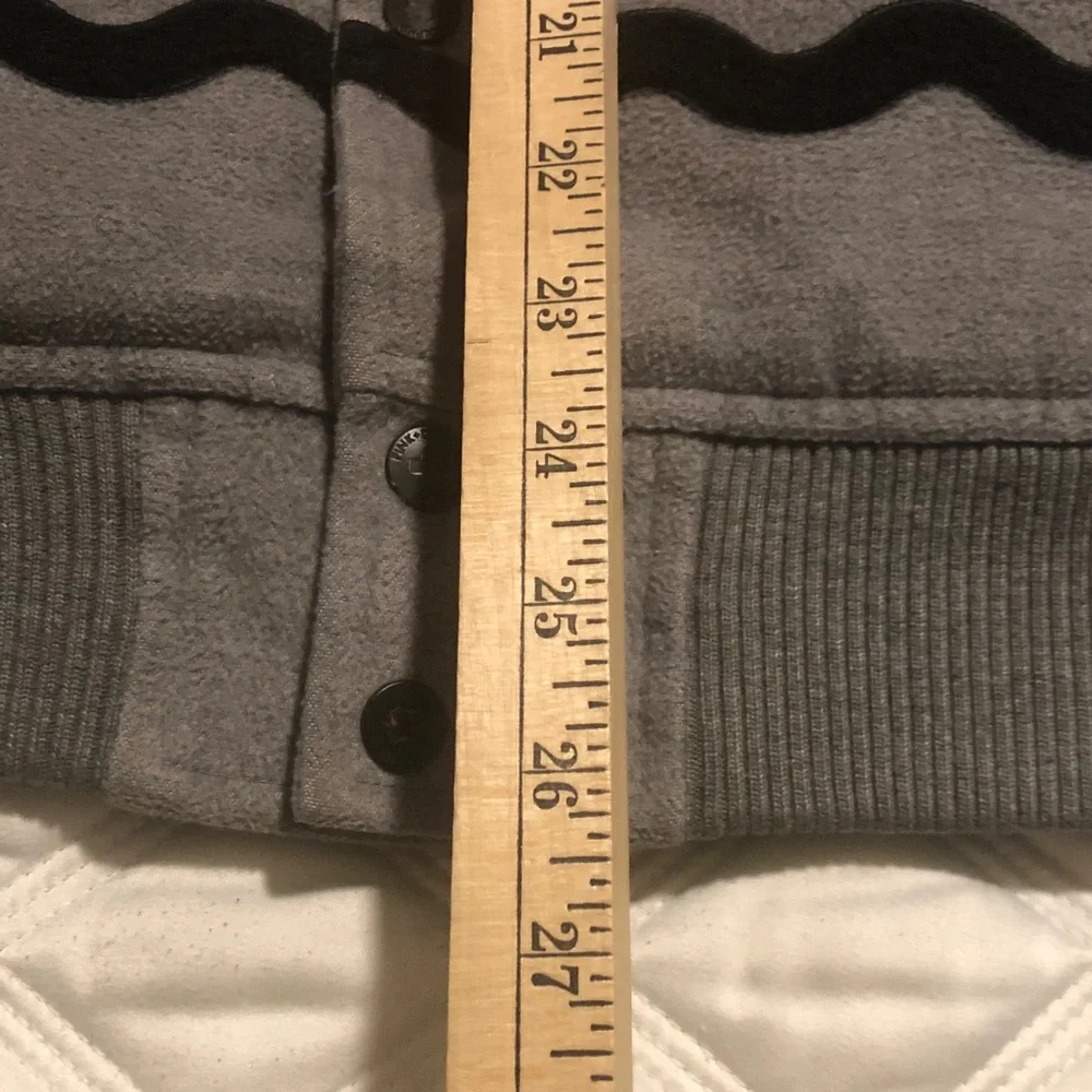 PINK DOLPHIN Unisex Adult Medium Varsity Jacket Gray & Black pls Read - Picture 5 of 7